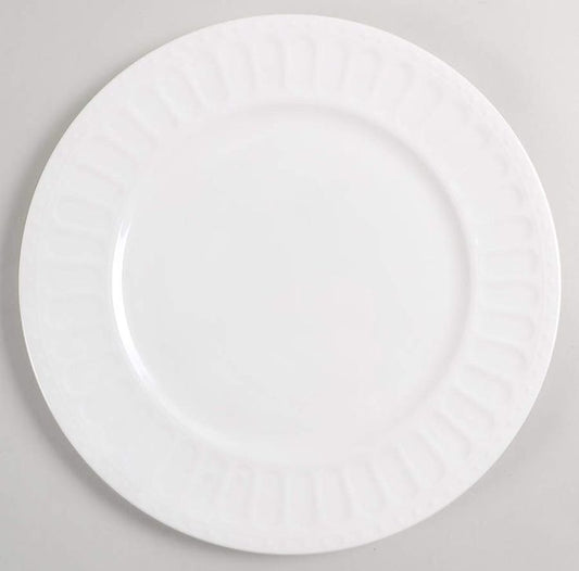 Classic White Groovy Dinner Plates