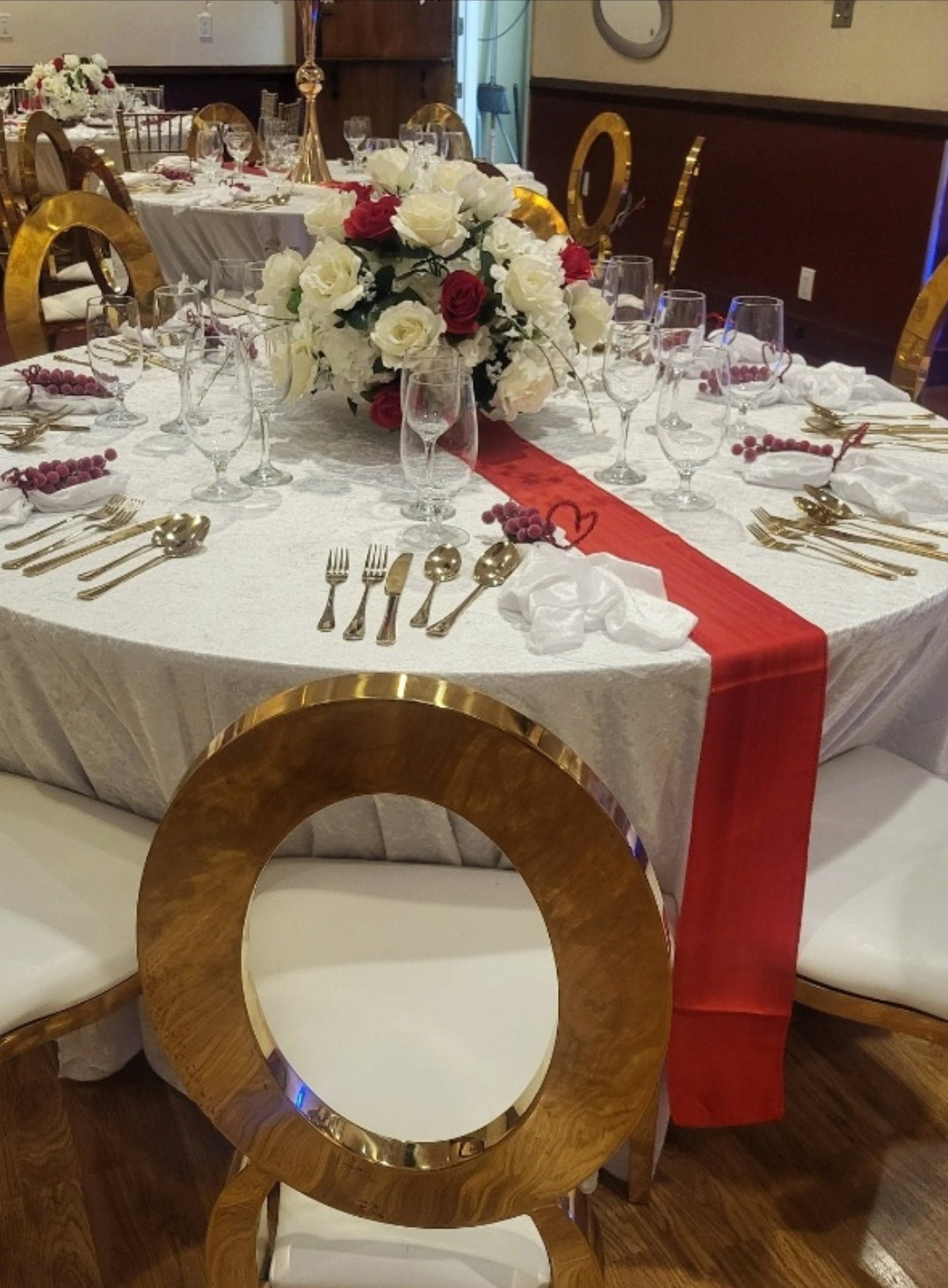 Red and White Low Centerpieces